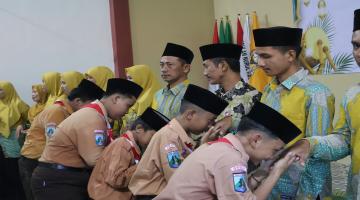 Hangatnya Kebersamaan di Pagi Hari: Halalbihalal Guru dan Murid MTs Nurul Huda Grogol